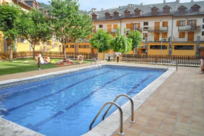 Cozy apartment in Benasque 45 m² with shared pool